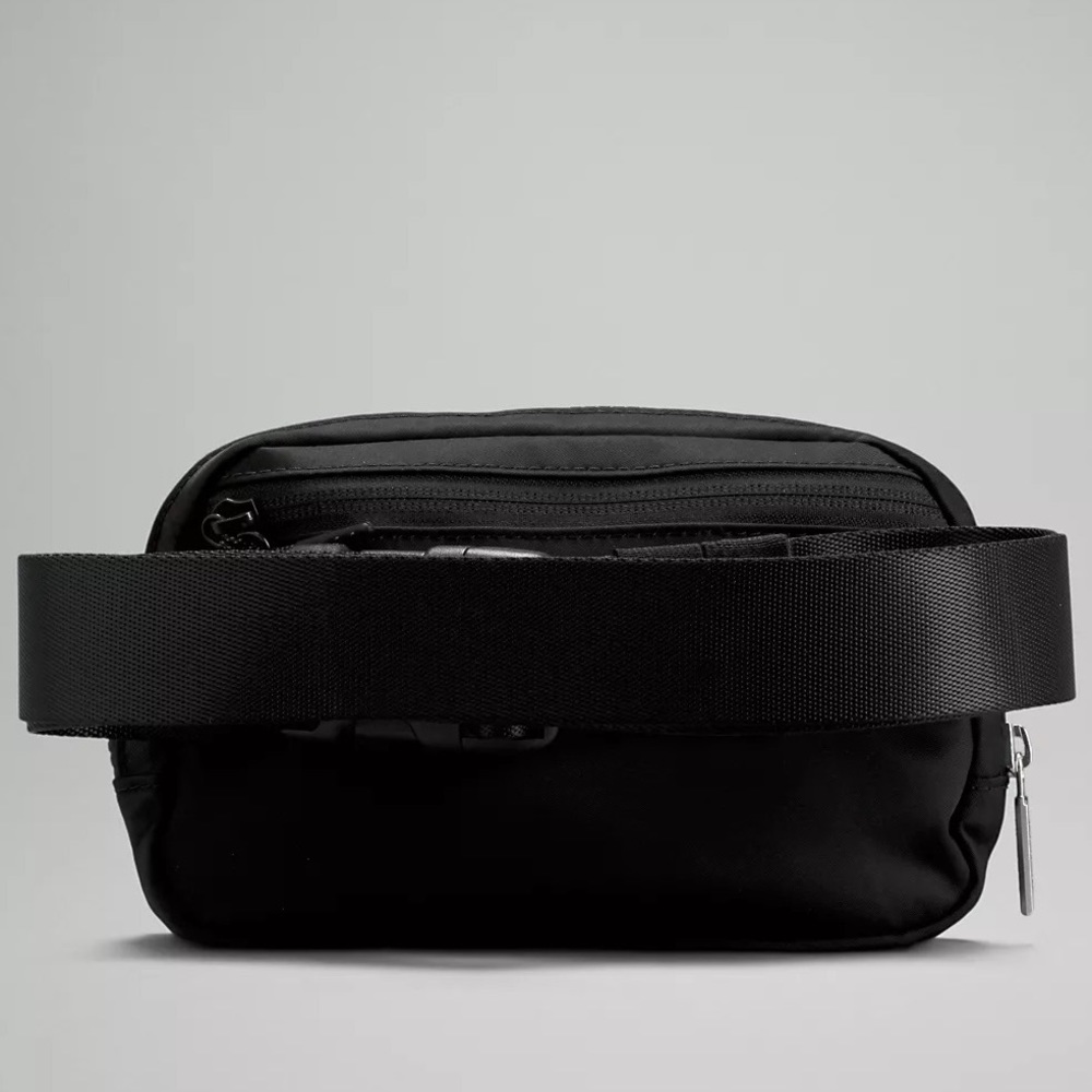 🌿NWT Lululemon Everywhere Belt Bag - Picture 4 of 7